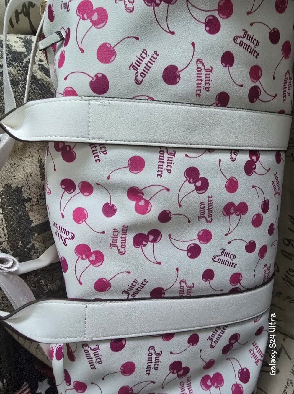 Juicy Couture Cherry on Top Weekender Duffle Bag NWT - Picture 7 of 9